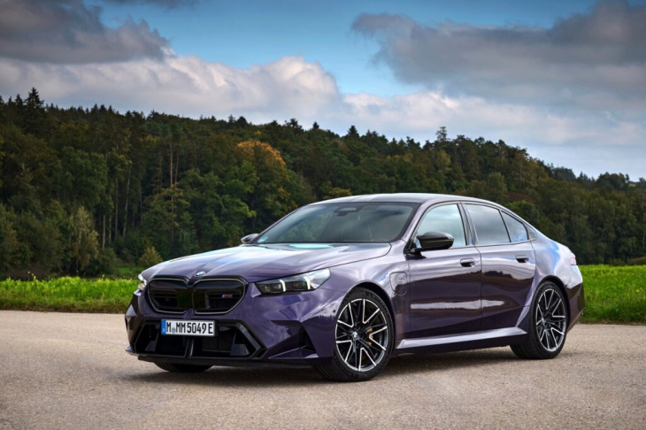 auffallen garantiert: bmw m5 g90 individual in daytona violett