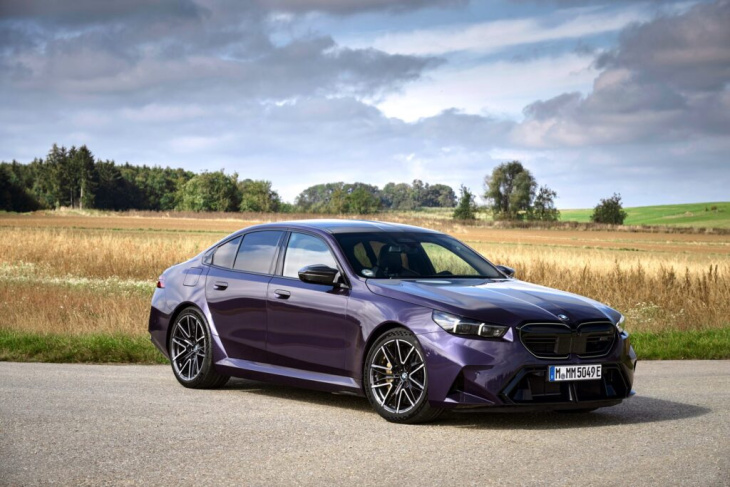 auffallen garantiert: bmw m5 g90 individual in daytona violett