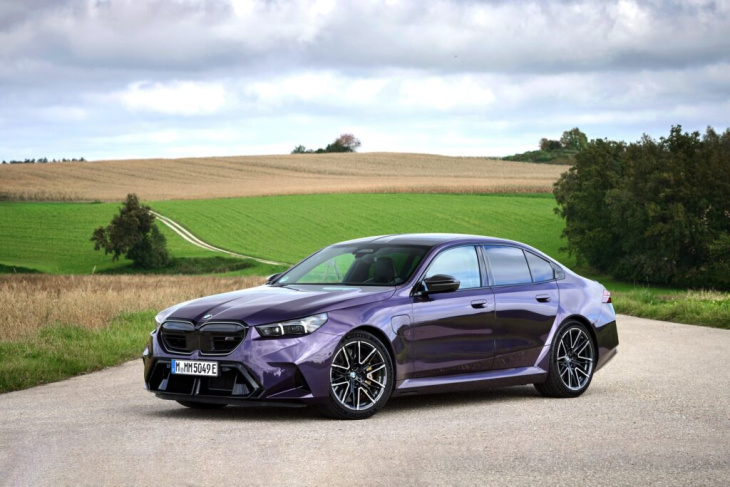 auffallen garantiert: bmw m5 g90 individual in daytona violett