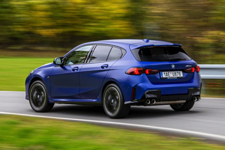 glänzend kann jeder: bmw 1er f70 in frozen portimao blue