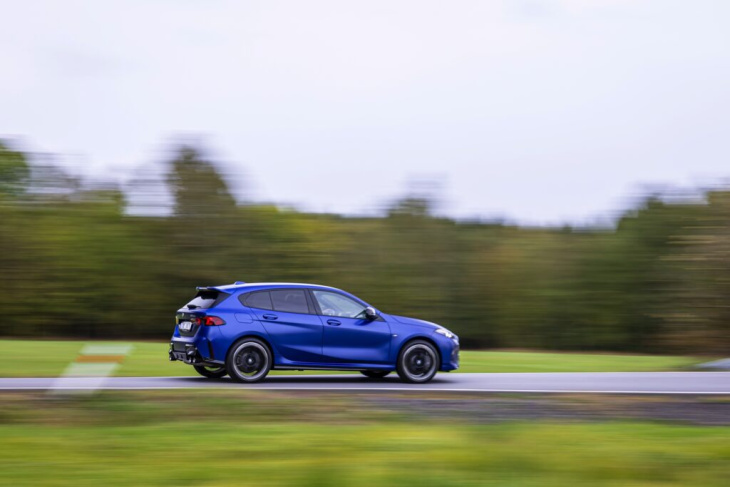 glänzend kann jeder: bmw 1er f70 in frozen portimao blue