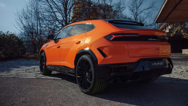 lamborghini urus se: suv-gigant mit 800 ps und plug-in-hybrid