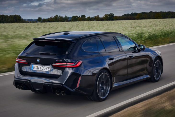 727 ps unterm radar: bmw m5 touring g99 in carbon-schwarz