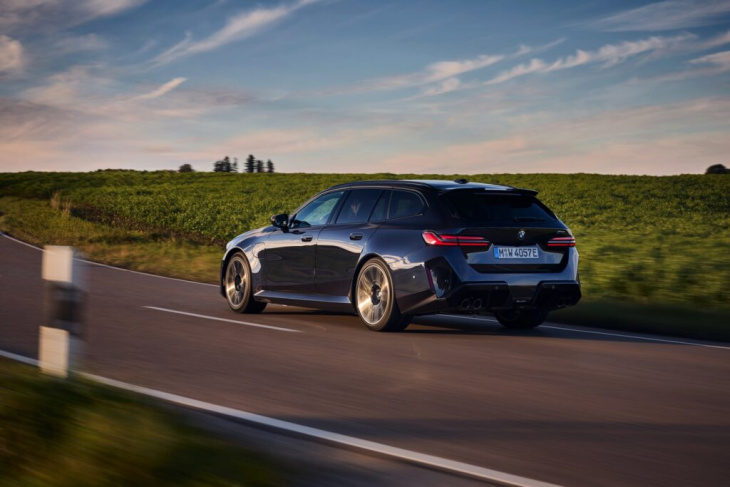 727 ps unterm radar: bmw m5 touring g99 in carbon-schwarz