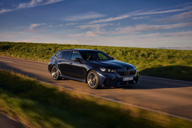 727 ps unterm radar: bmw m5 touring g99 in carbon-schwarz