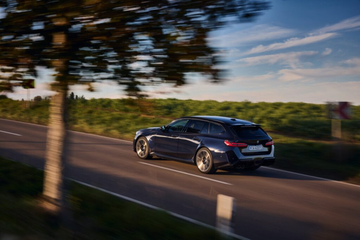 727 ps unterm radar: bmw m5 touring g99 in carbon-schwarz