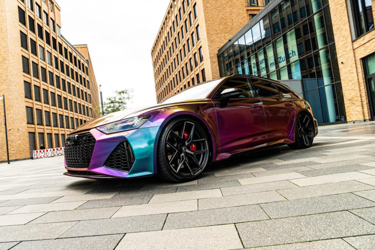 bunt schillernder audi rs 6 avant!