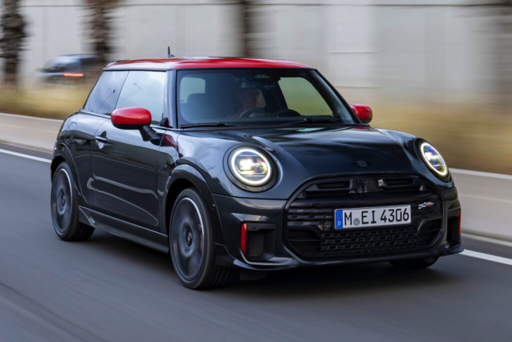 mini jcw 2025: es geht auch mit verbrenner & endrohr!