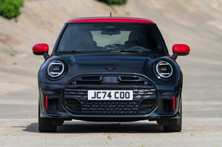 mini jcw 2025: es geht auch mit verbrenner & endrohr!