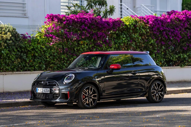 mini jcw 2025: es geht auch mit verbrenner & endrohr!