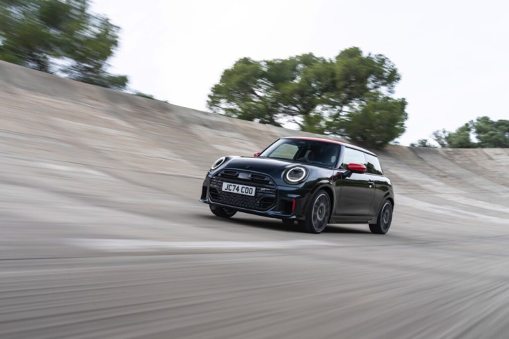 mini jcw 2025: es geht auch mit verbrenner & endrohr!