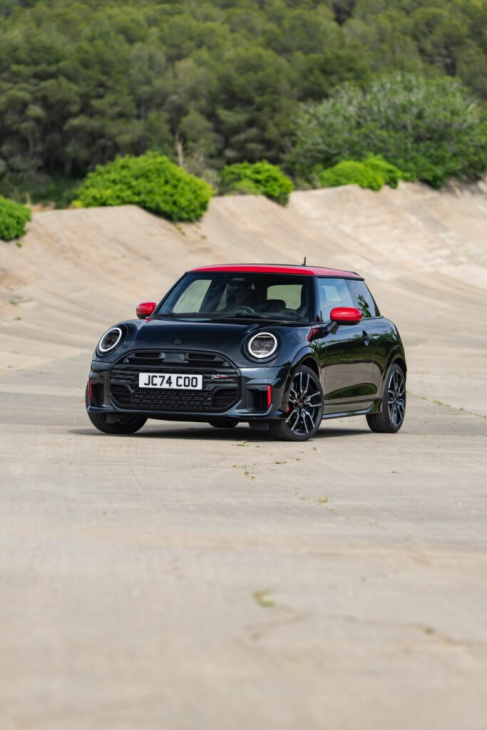 mini jcw 2025: es geht auch mit verbrenner & endrohr!