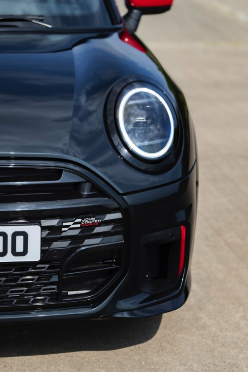 mini jcw 2025: es geht auch mit verbrenner & endrohr!