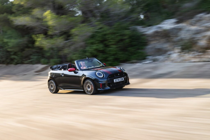 mini jcw 2025: es geht auch mit verbrenner & endrohr!