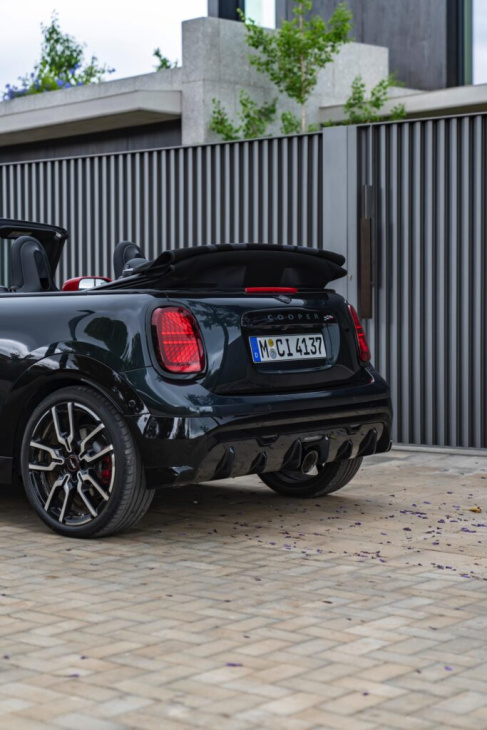 mini jcw 2025: es geht auch mit verbrenner & endrohr!