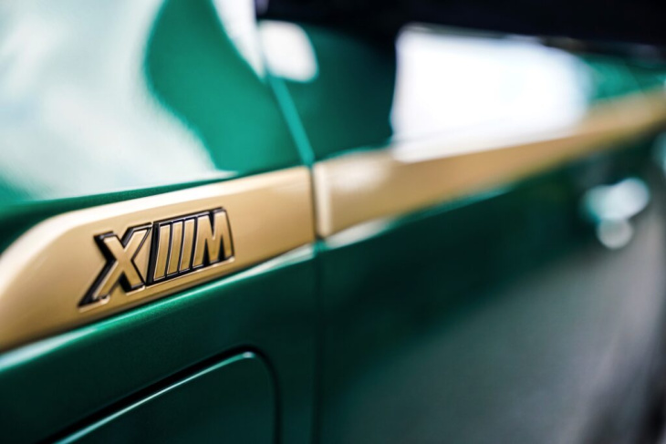 markanter look ohne aufpreis: bmw xm in isle of man green