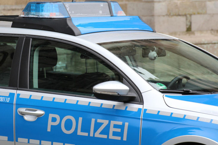 richtiger umgang mit der polizei bei verkehrskontrolle