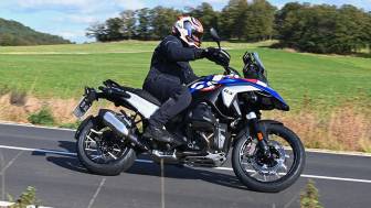 bmw r 1300 gs im test: etwas erleichtert, weiterhin unschlagbar