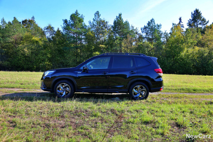 subaru forester edition black  test –  nicht nur für schwarzfahrer