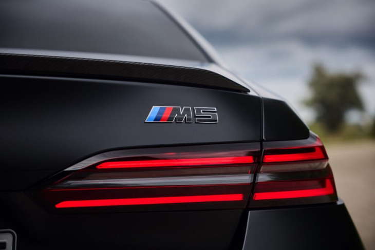 fahrbericht bmw m5 g90: das monster mit dem grünen kern