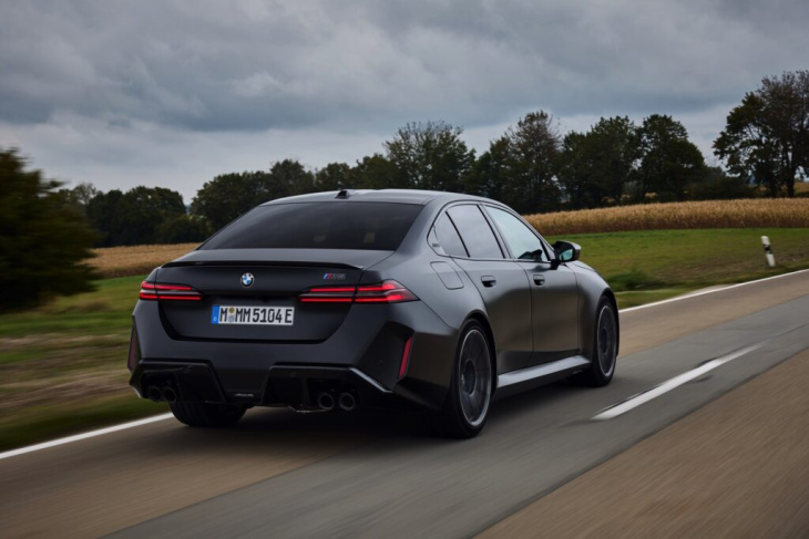 fahrbericht bmw m5 g90: das monster mit dem grünen kern