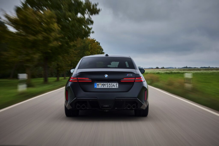 fahrbericht bmw m5 g90: das monster mit dem grünen kern