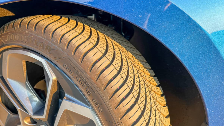 warum ganzjahresreifen für uns sinn machen – goodyear vector 4seasons gen-3