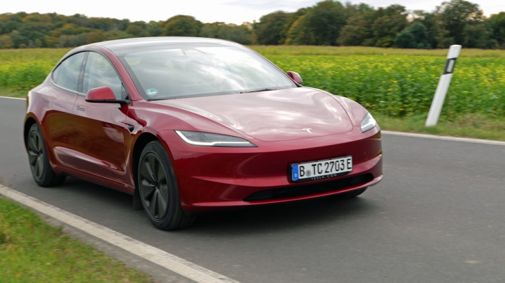 tesla model 3: der „highlander“ ist schwer zu schlagen