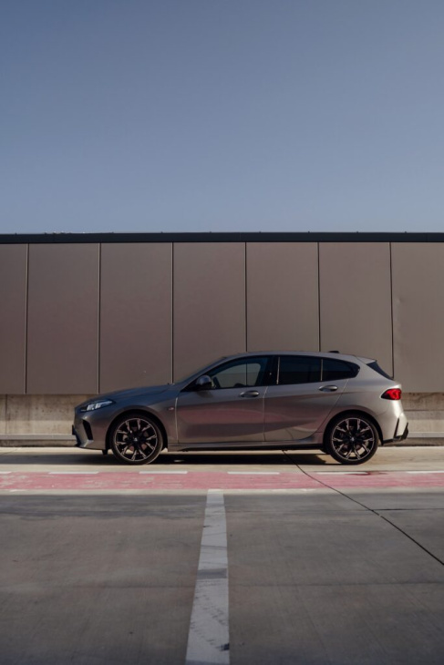 von wegen grauer alltag: bmw 1er f70 in skyscraper grey